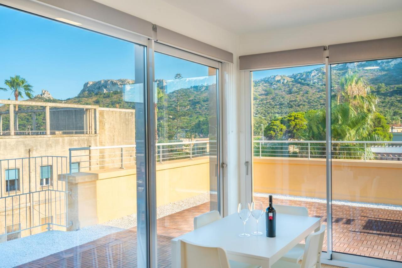 شقة Terrazza Sella Del Diavolo - Vista Mare - Wifi Ac كالياري المظهر الخارجي الصورة